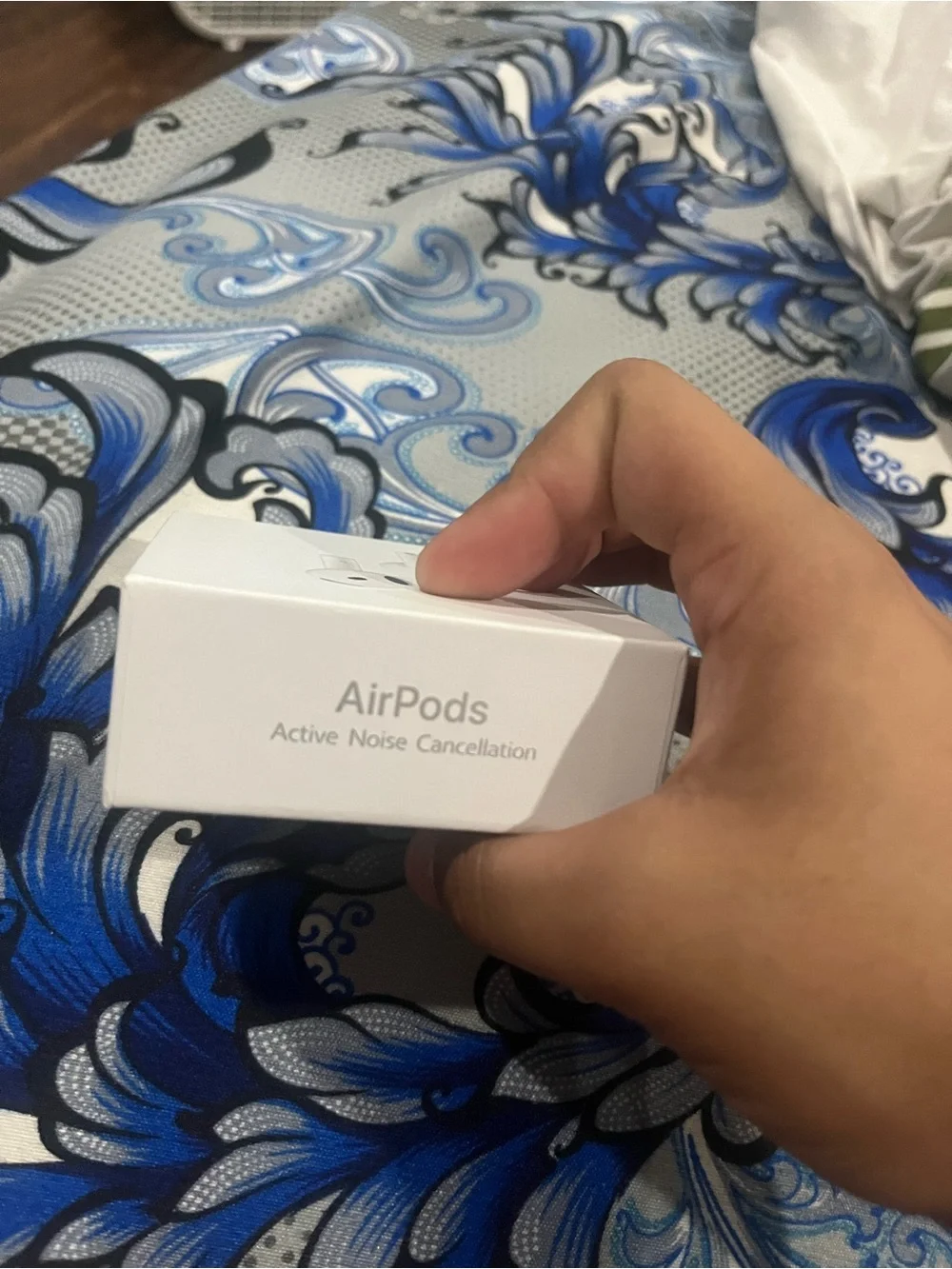 Apple AirPods Active Noise Cancellation (White) Wireless